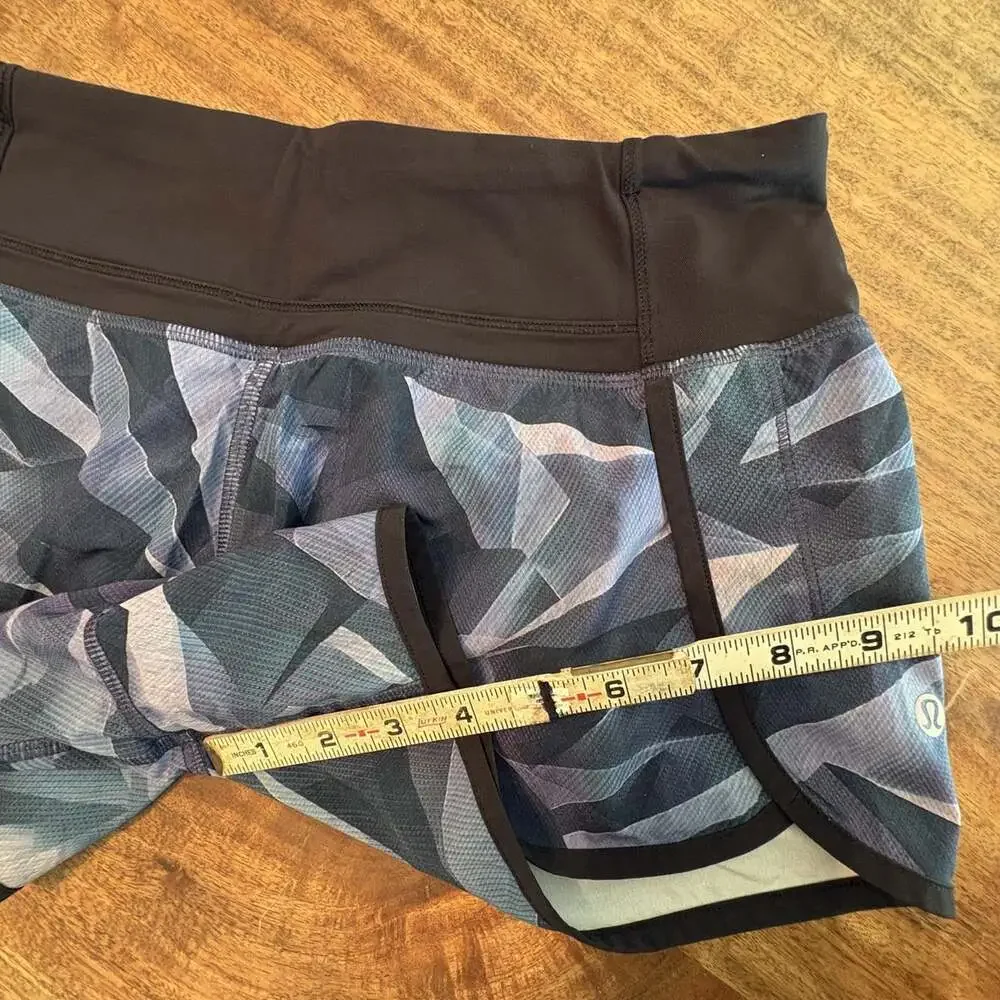 Lululemon Shorts Womens 4 Multicolor Geometric Speed Short 4 Lined Running